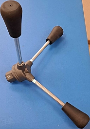 Штурвал станины для алмазного сверления с микроударом Bycon DBS-352 Штурвал станины для алмазного сверления с микроударом Bycon DBS-352